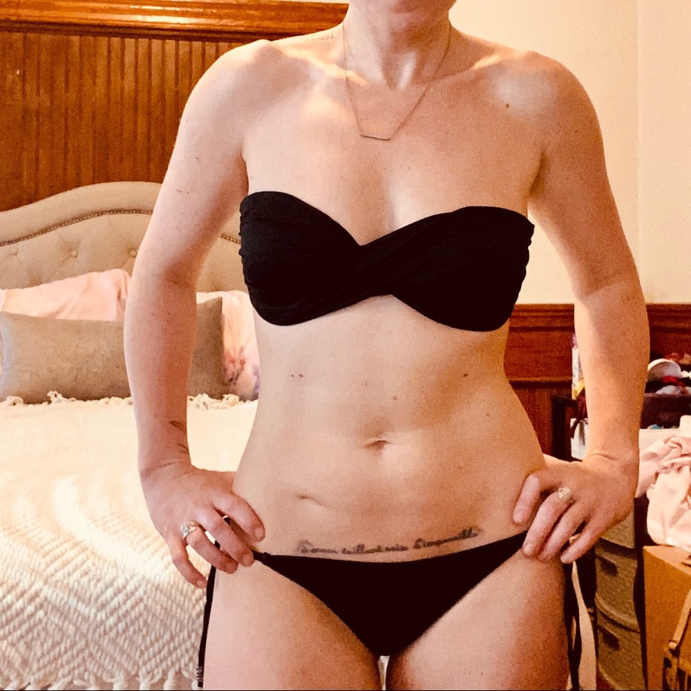 Black strapless bikini set